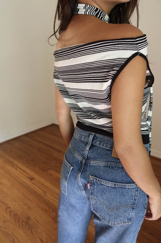 BOAT NECK TOP