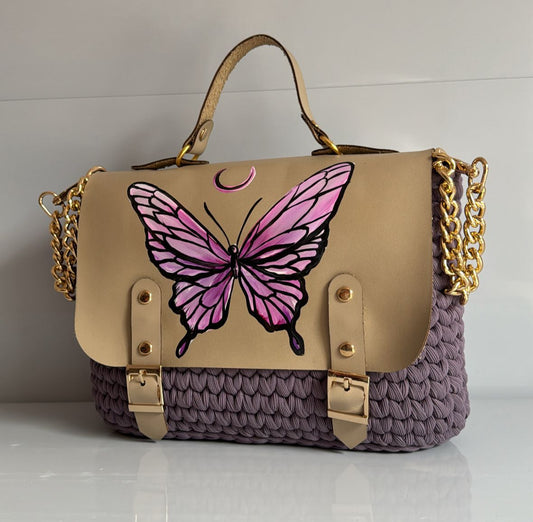 BUTTERFLY